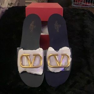 Valentino Slides